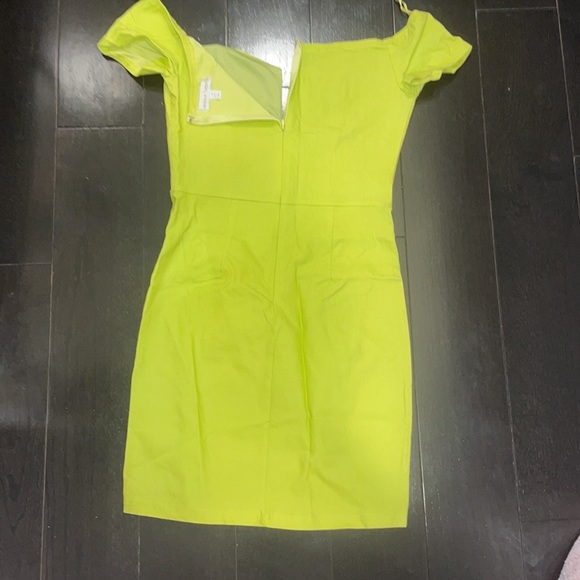 Neon body on dress - Picture 2 of 3